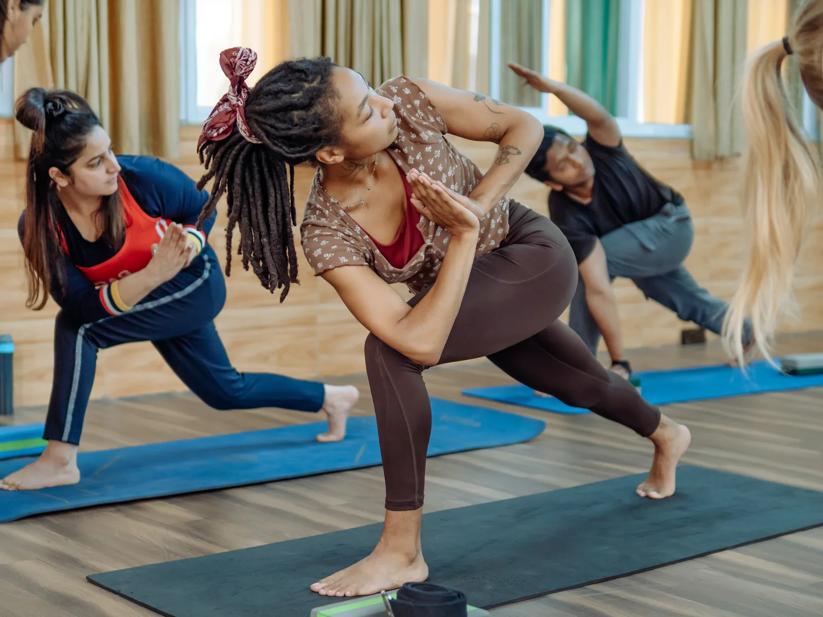 Vinyasa Flow Yoga training during the YTT in Rishikesh
