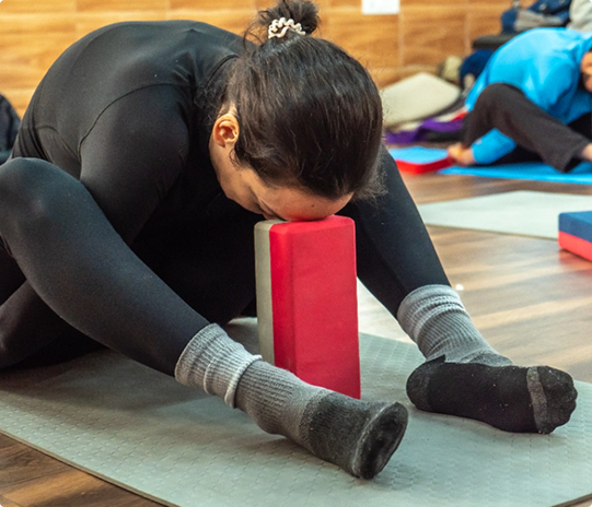 Advanced students in the 300 Hour Yoga Teacher Training in Rishikesh