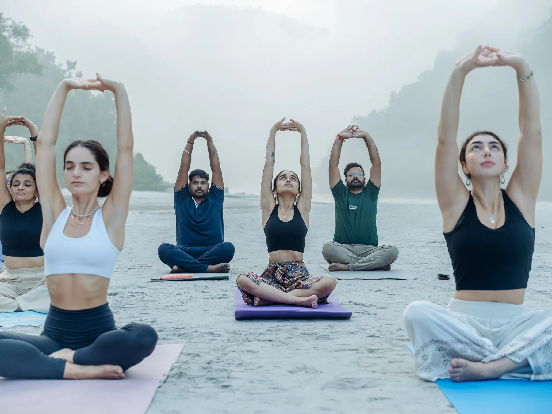 Holistic seekers exploring philosophy and practice on the 100 hour training programme in Rishikesh