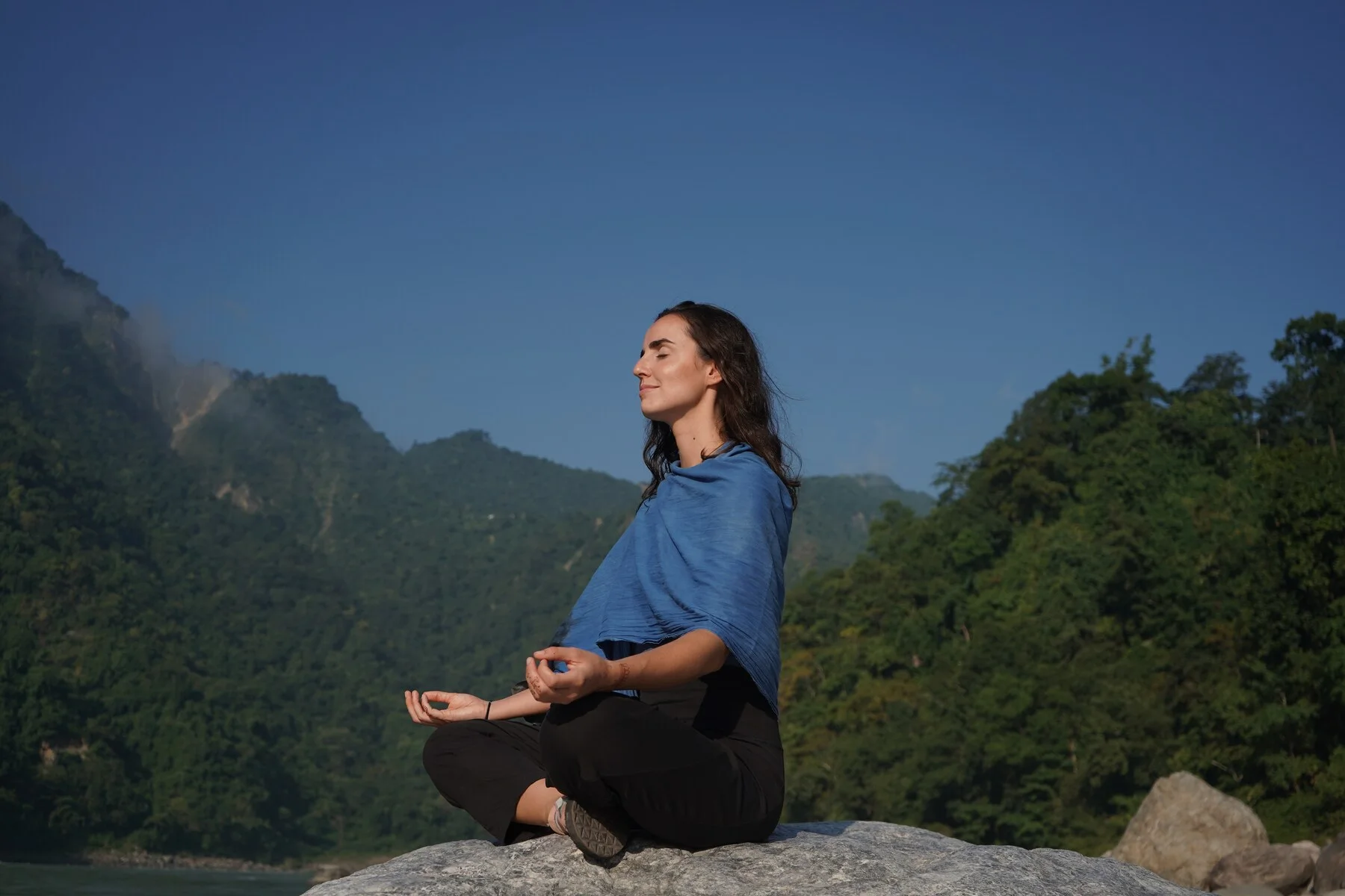 Meditation and mantra chanting during the 100 hour yoga course at Rishikesh Yog Nirvana
